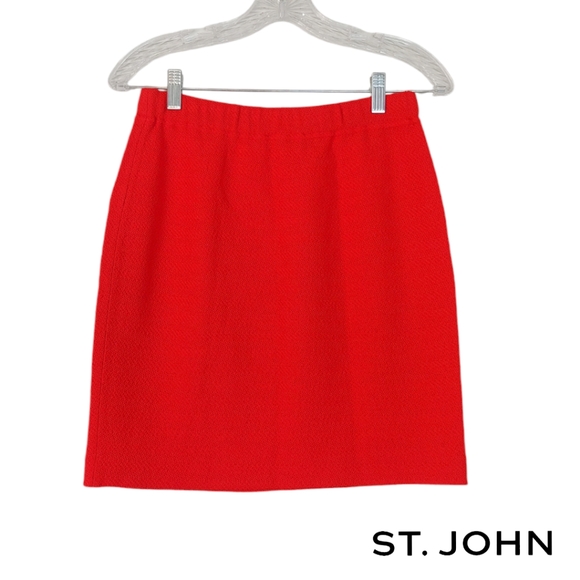 St. John Dresses & Skirts - ST. JOHN Collection Vintage Red Santana Knit Mini Skirt Size 4